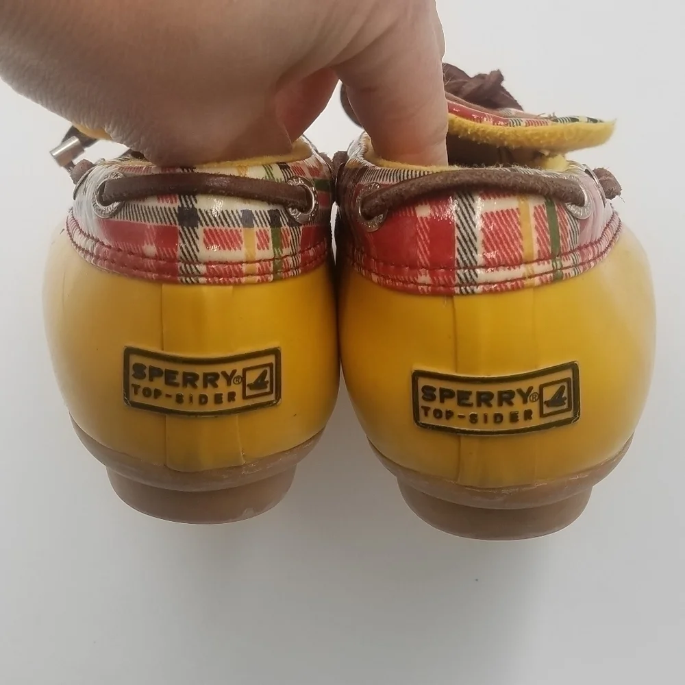 Sperry Lined Yellow Plaid Duck Boots 6 Women